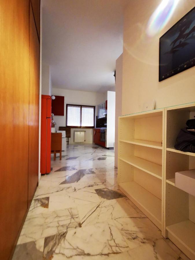 Rouge Studio - 10 Min From Vatican Apartment Ngoại thất bức ảnh