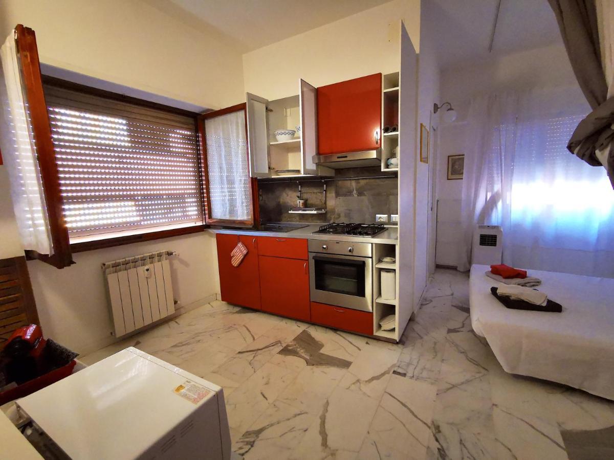 Rouge Studio - 10 Min From Vatican Apartment Ngoại thất bức ảnh